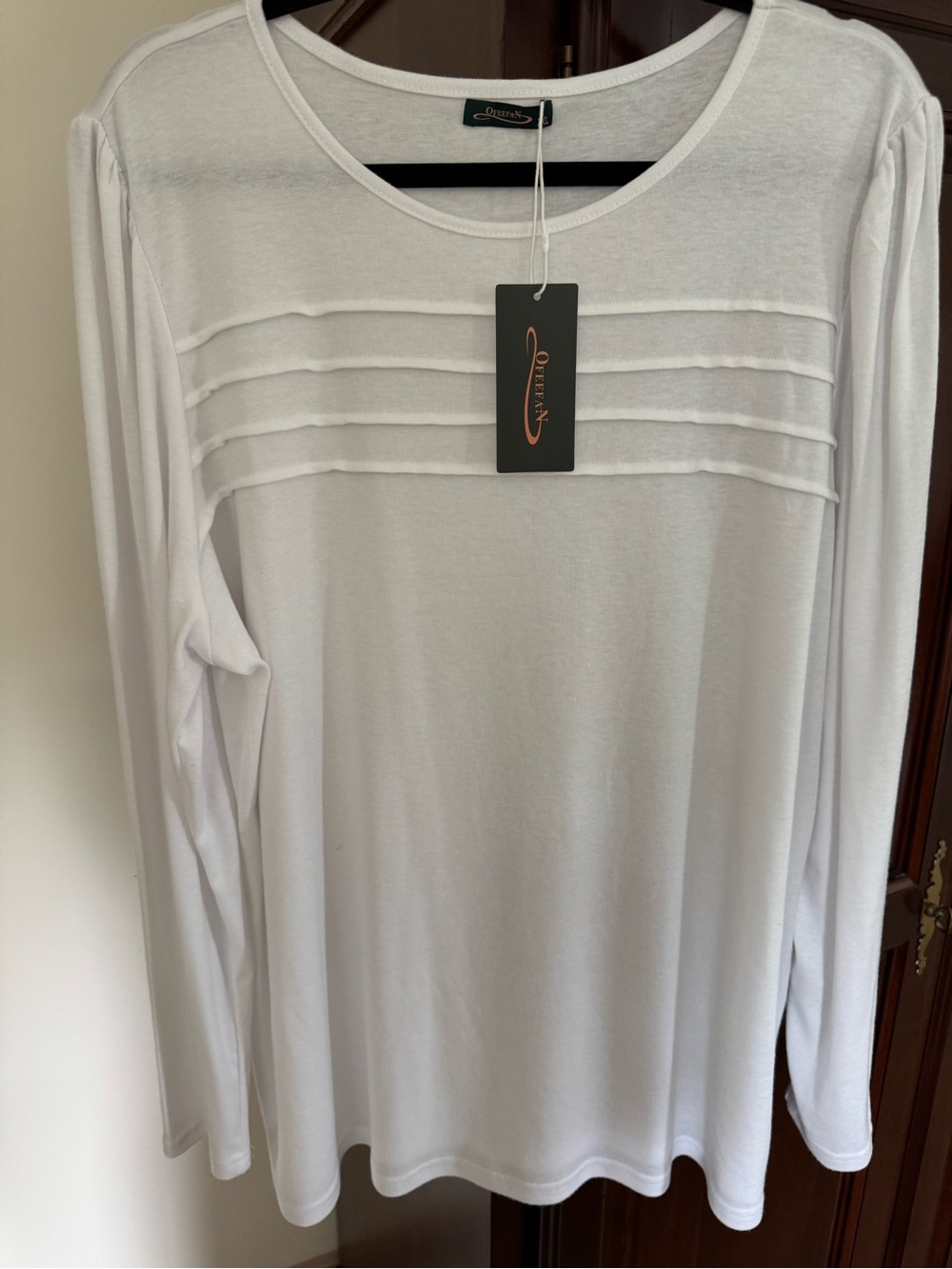 Ofeefan White Long-Sleeve Pleated Yoke Tee-NWT-Size 3X